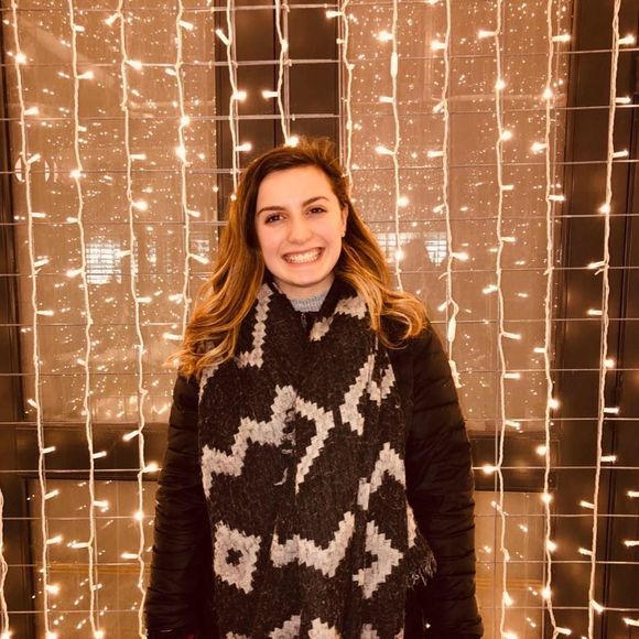 Meet your Posher, Julia - Picture 1 of 1